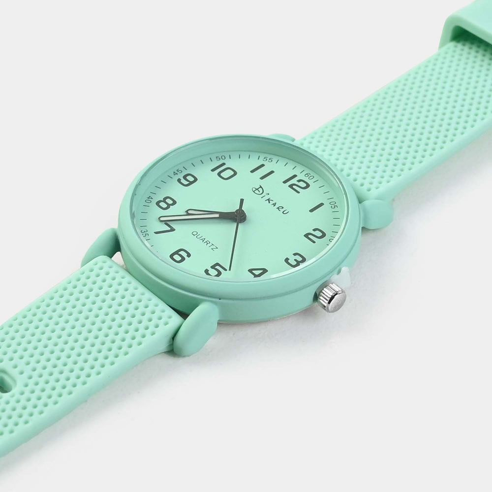 Elegant Analog Wristwatch For Girls