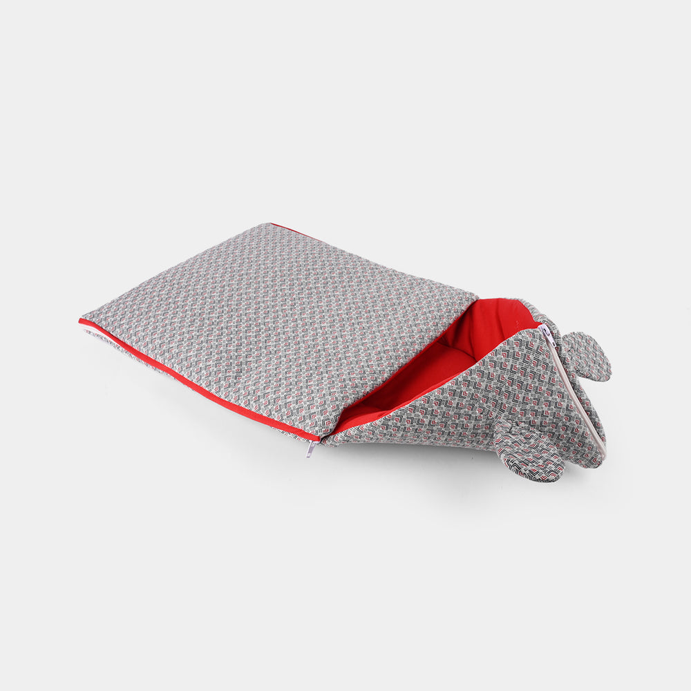 Hooded Carry Nest Printed | 0M+