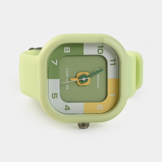 Elegant Analog Wristwatch For Girls