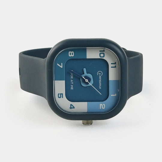 Elegant Analog Wristwatch For Girls