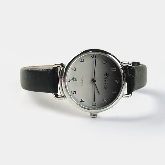 Elegant Analog Wristwatch For Girls