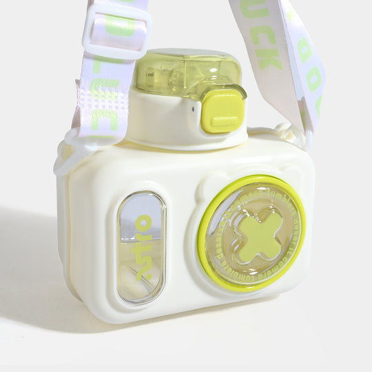 KIDS CAMERA SHAPED WATER BOTTLE/BEAKER | SH2696 - WHITE