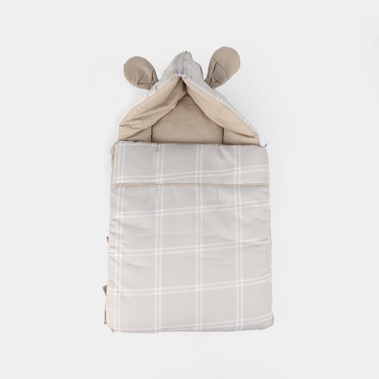 Hooded Carry Nest Printed | 0M+