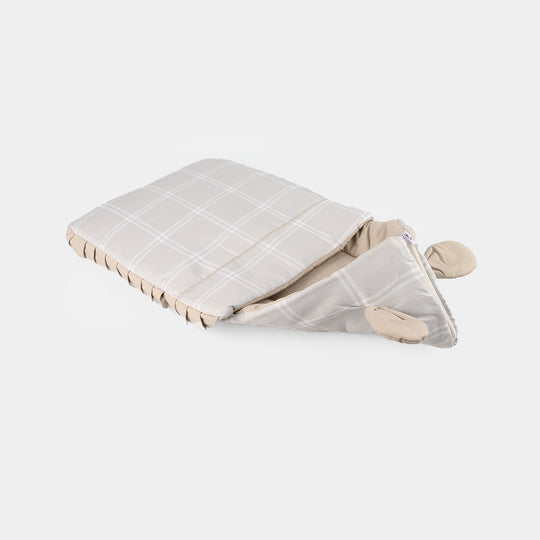 Hooded Carry Nest Printed | 0M+