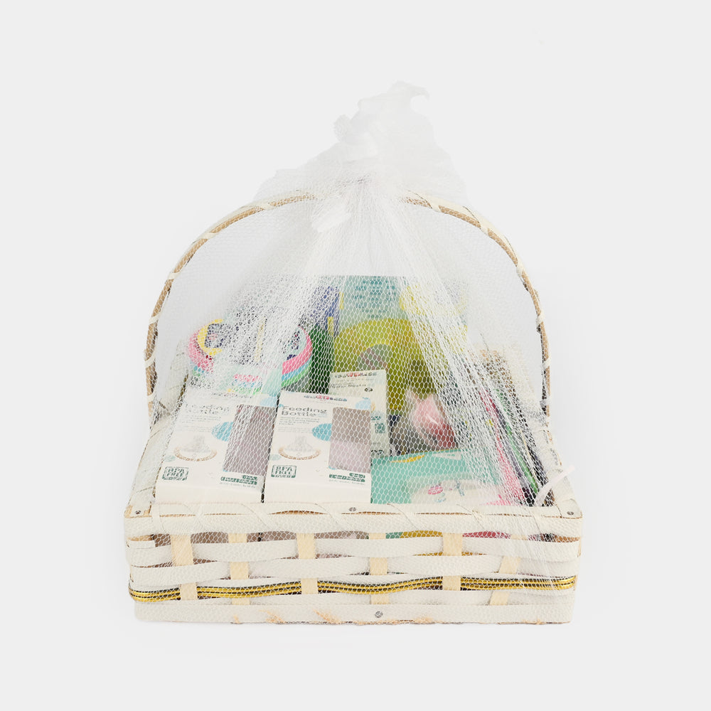 CUDDLES SET BABY GIFT BASKET