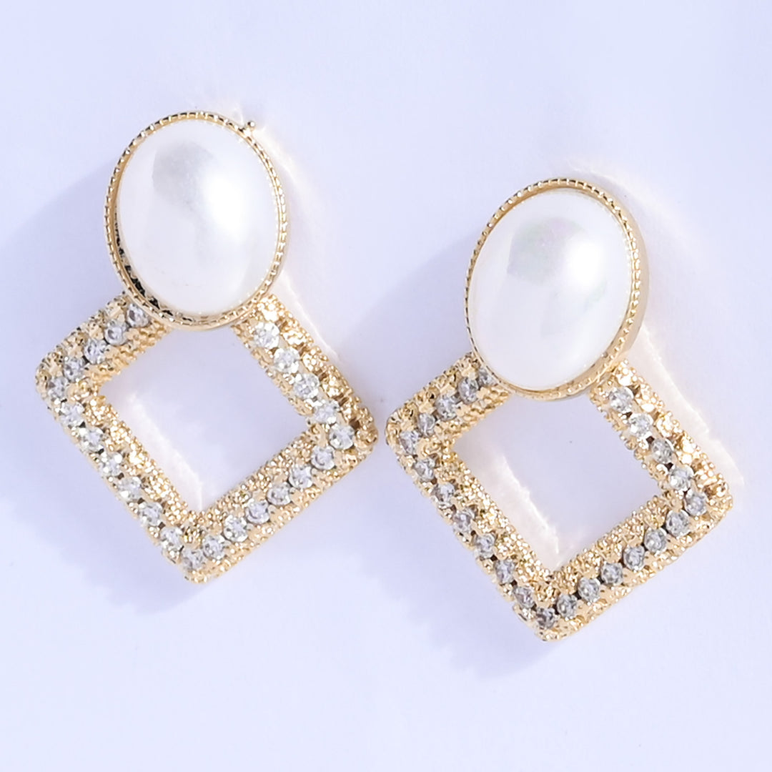 Elegant Beads Earring For Cute Girl