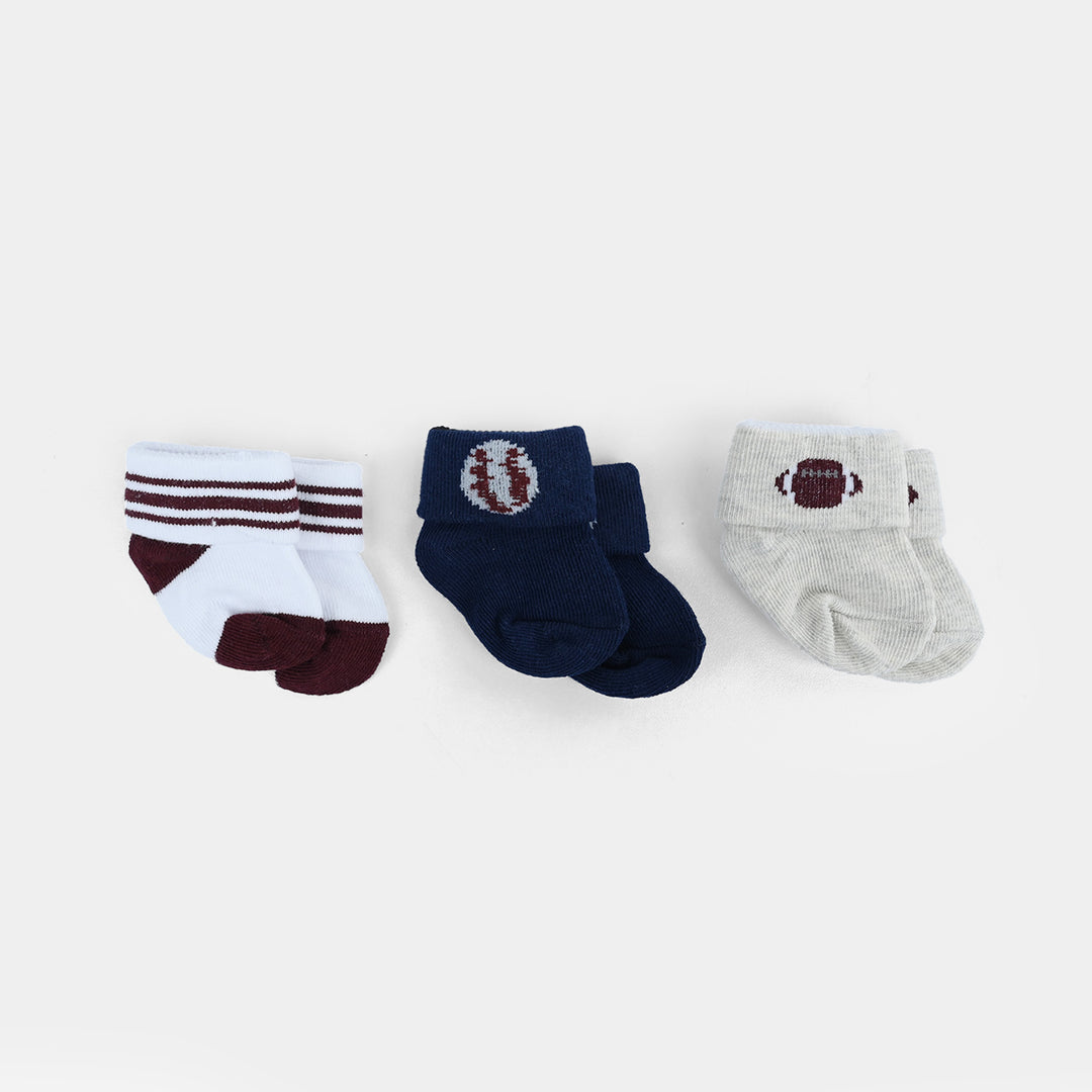 10-Piece Baby Gift Set – Bibs, Socks, Caps & Mittens