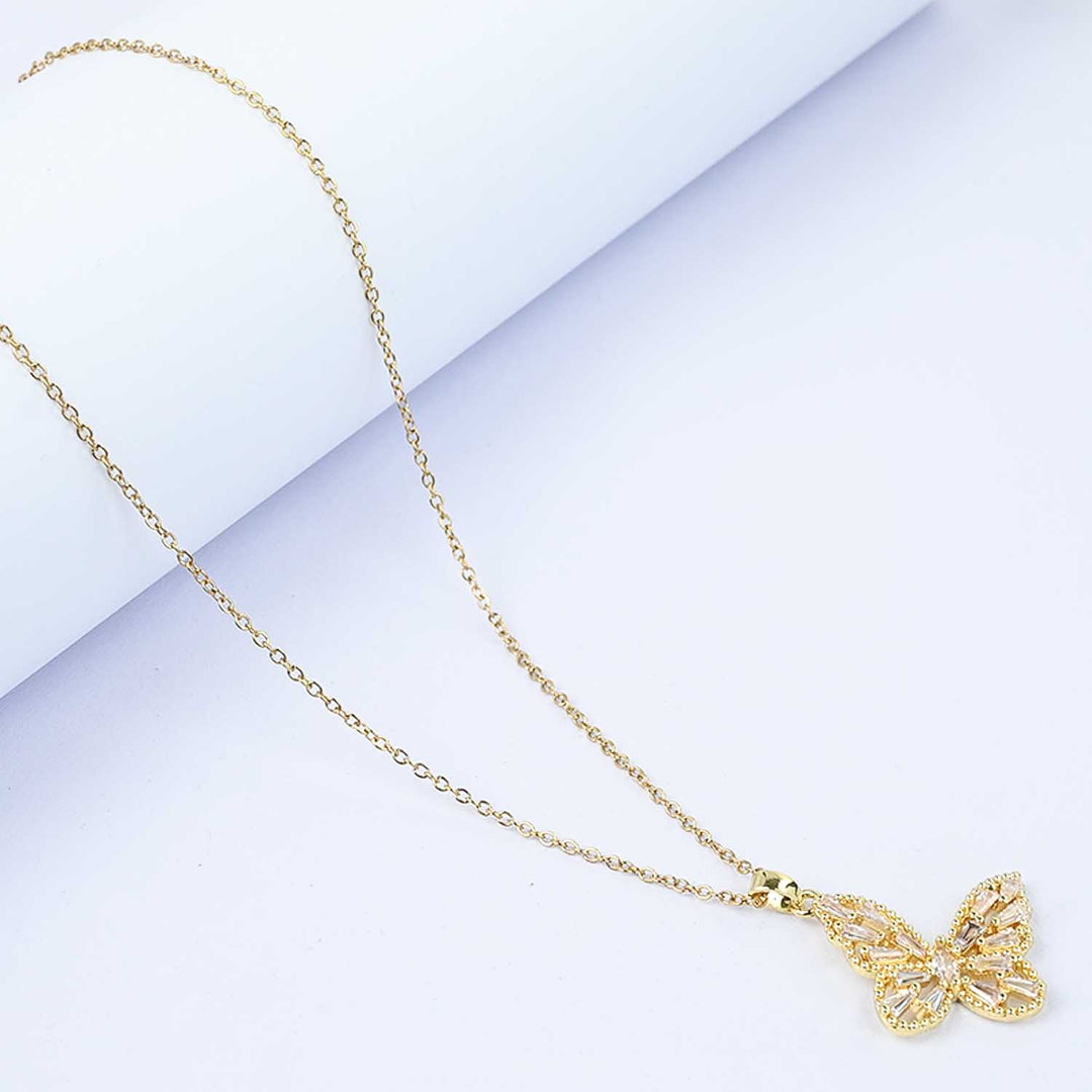 Elegant Pendant Necklace