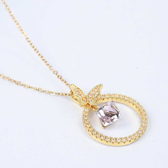 Elegant Pendant Necklace