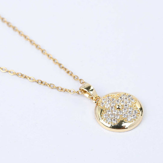 Elegant Pendant Necklace