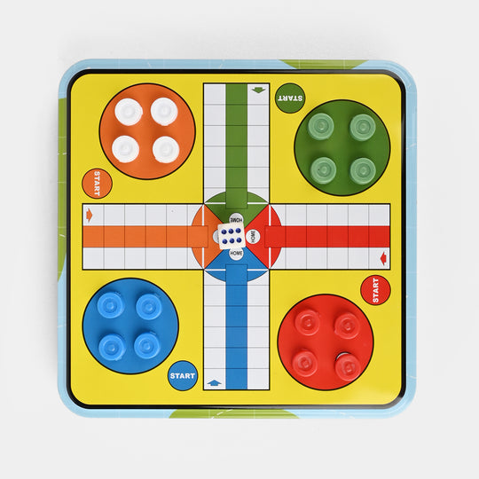 Compact magnetic Ludo Game