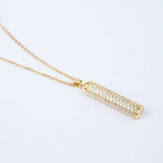 Elegant Pendant Necklace