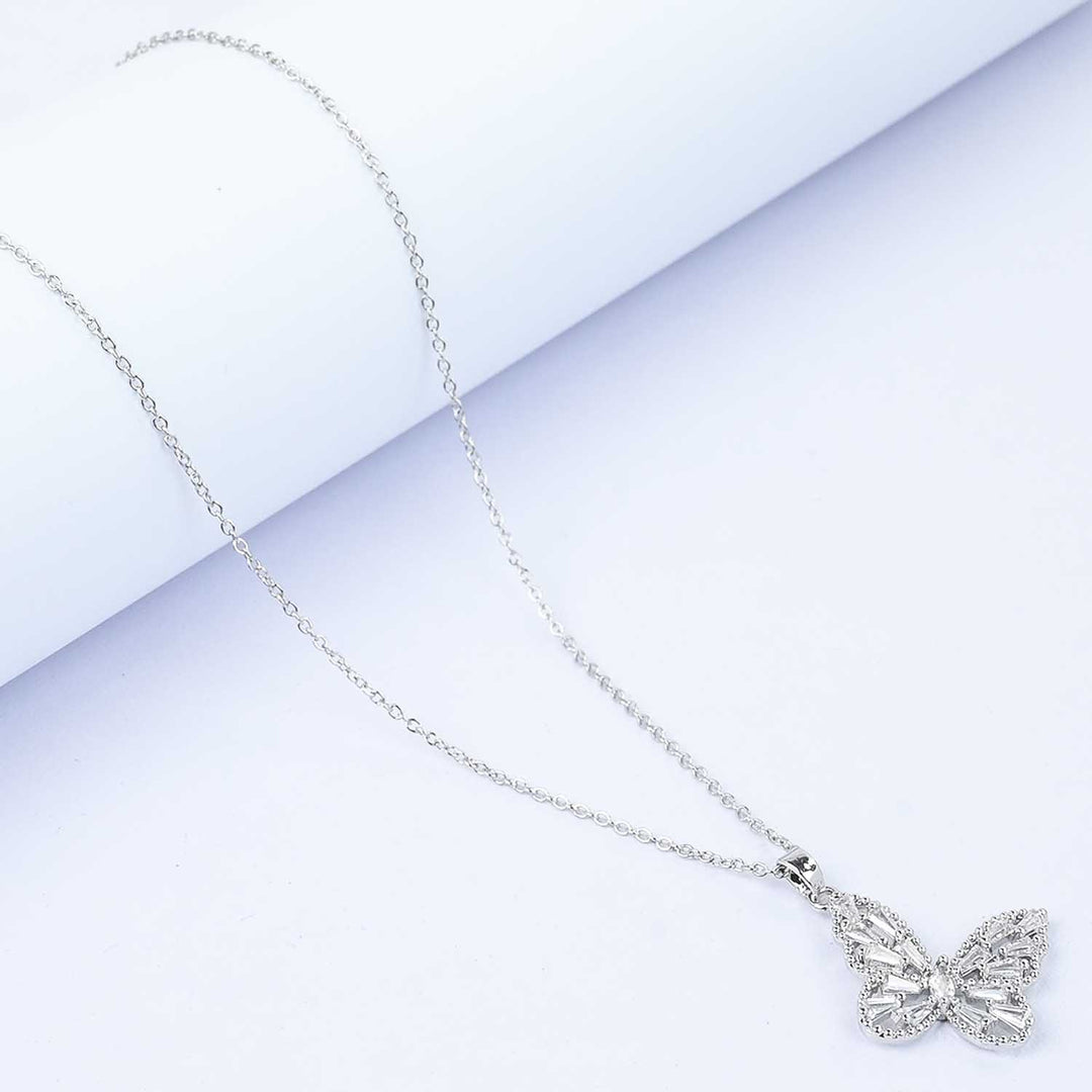 Elegant Pendant Necklace