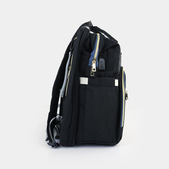 2-in-1 Foldable Diaper Backpack with Expandable Bassinet