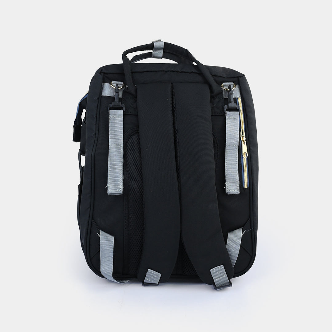 2-in-1 Foldable Diaper Backpack with Expandable Bassinet
