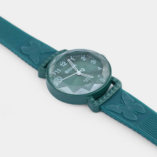 Girls Silicone Strap Analog Wristwatch