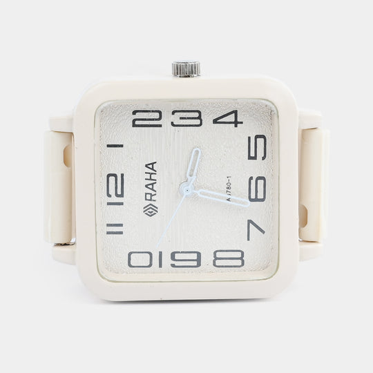 Girls Silicone Strap Analog Wristwatch
