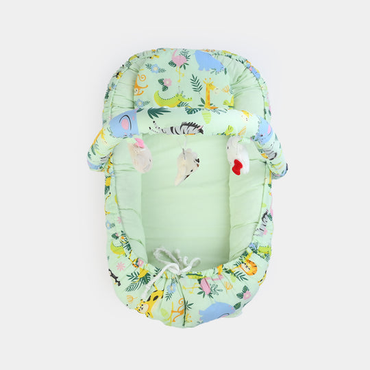 Portable Baby Crib / Cuddly With Pillow