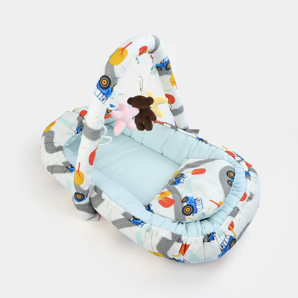 Portable Baby Crib / Cuddly With Pillow