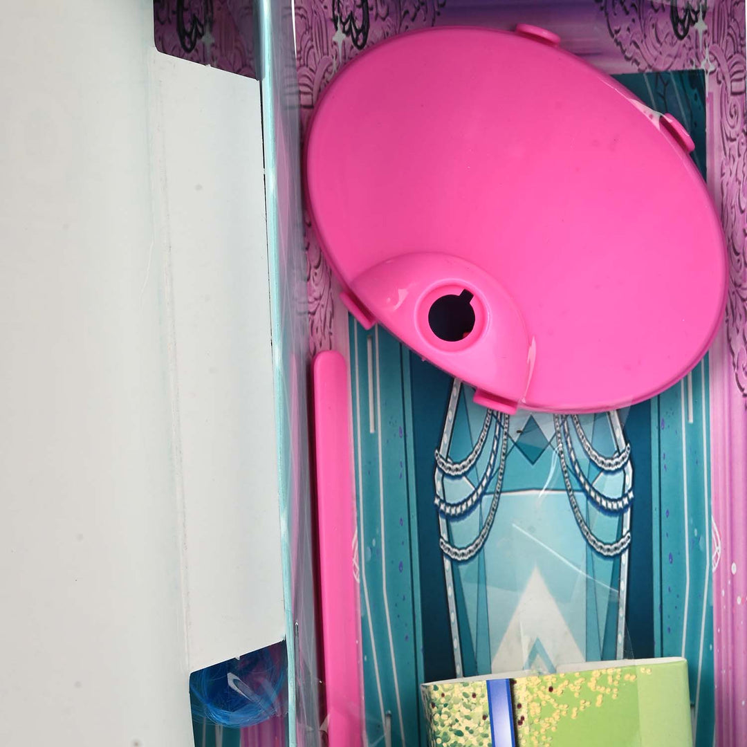 Surprise OMG Queens Doll