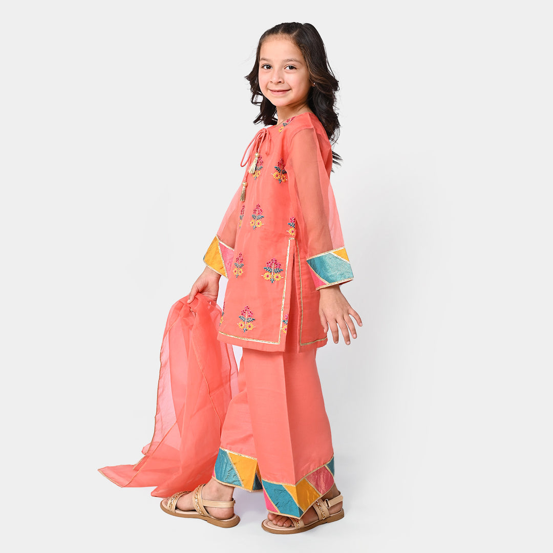 Girls Viscose 3PCs Suit Chatta Patti - Peach