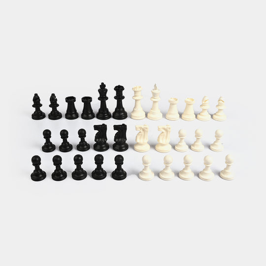 Chess Pieces Set – Classic Black & White