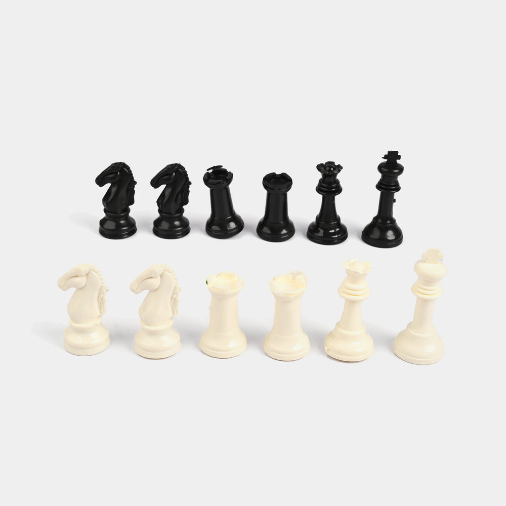 Chess Pieces Set – Classic Black & White