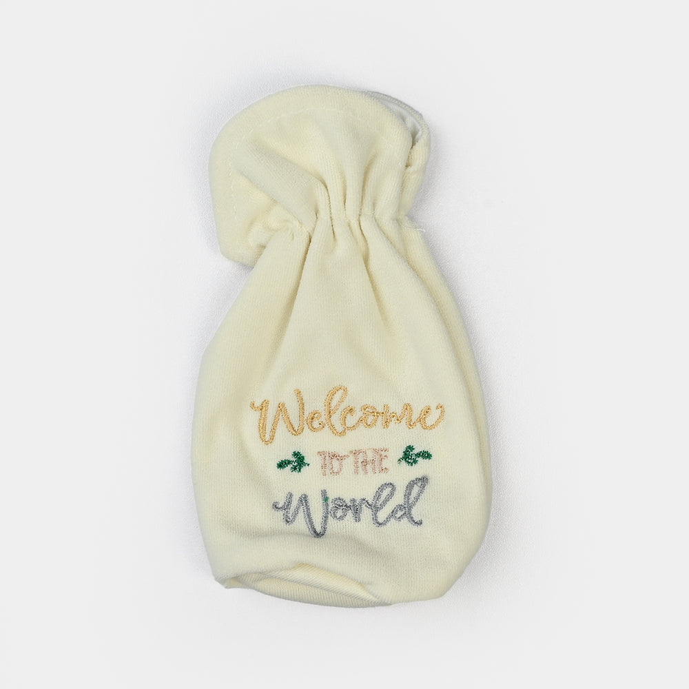 Premium Velvet Feeder Cover for Baby Bottle