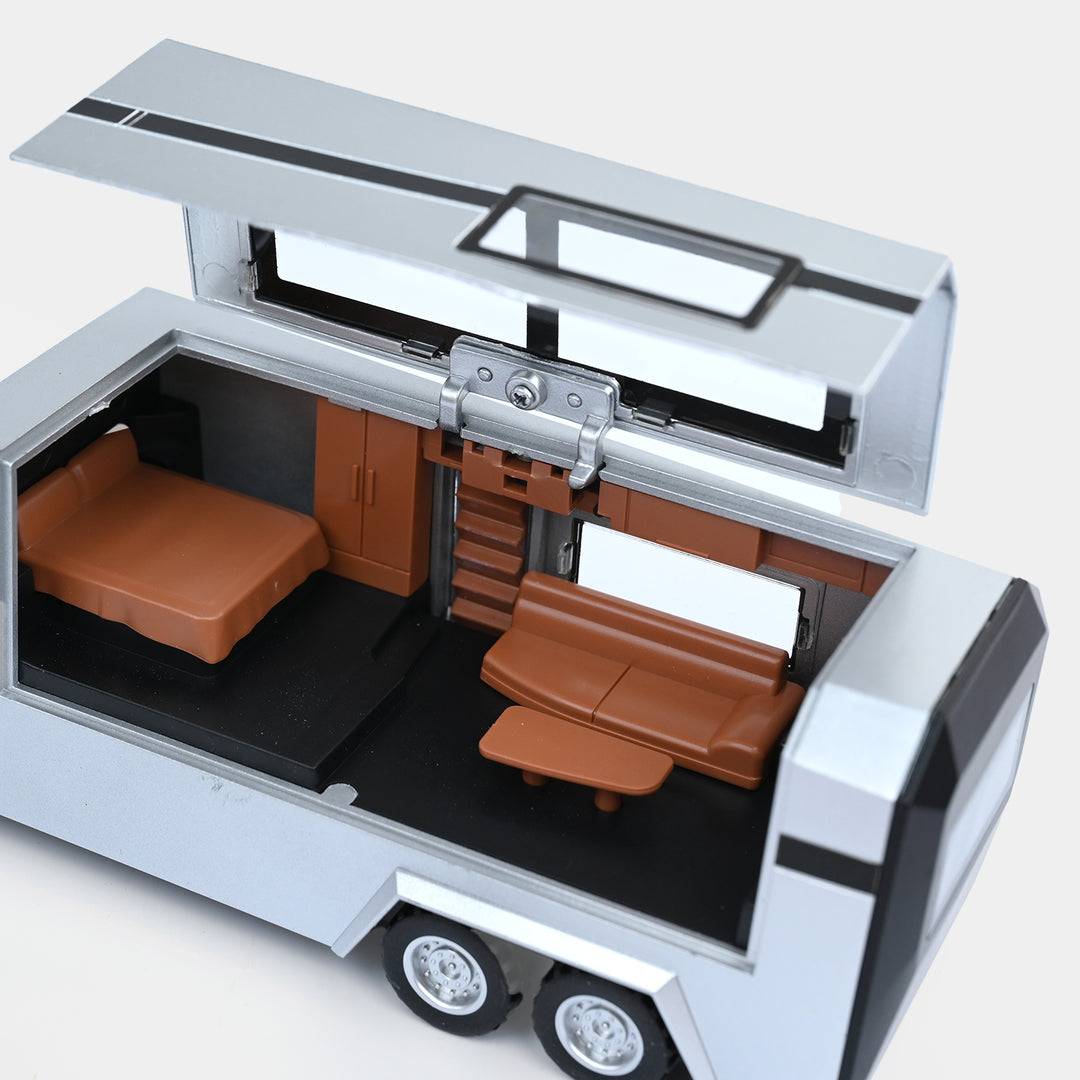 1:32 Scale Die-Cast Model Car Set