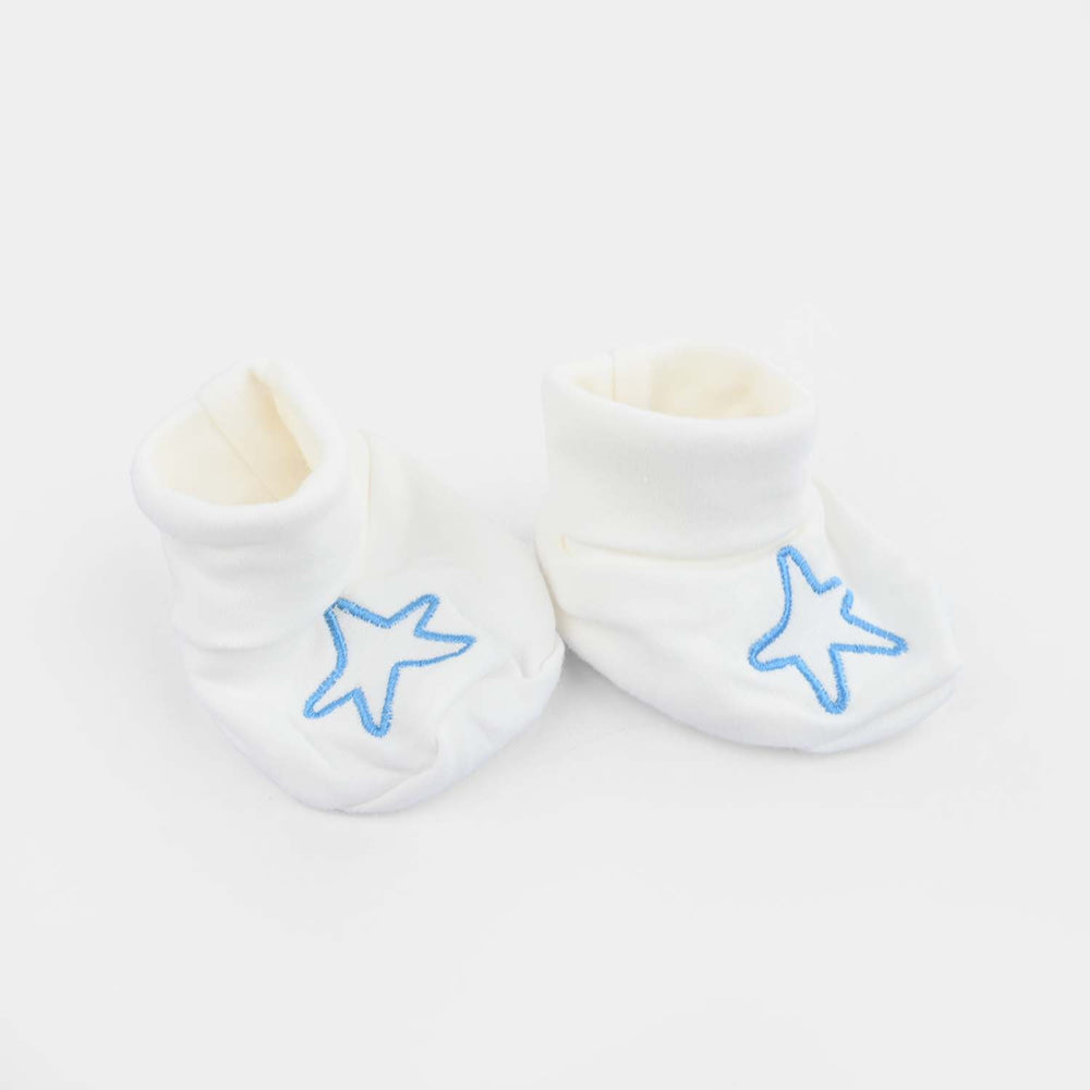 Cap, Bib & Mittens Set