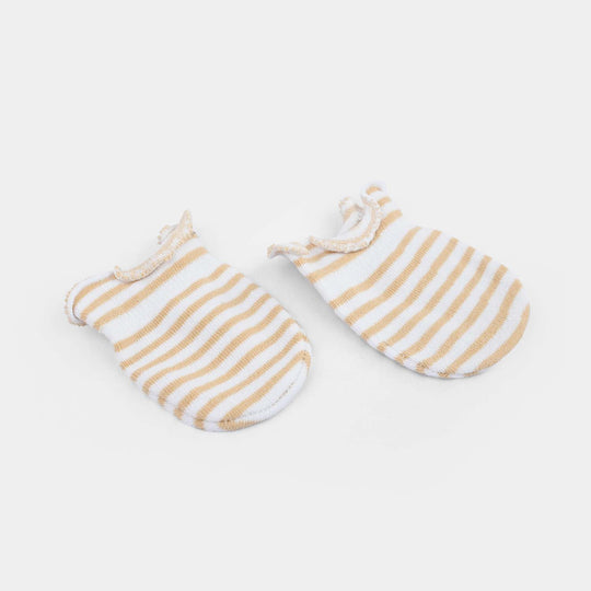 Newborn Cap Mittens & Socks Set