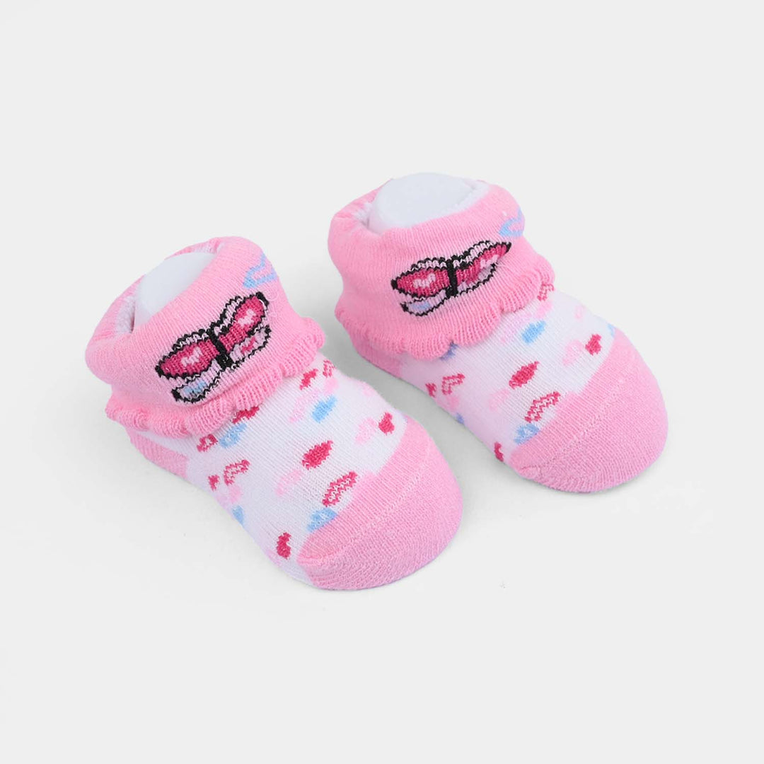 Newborn Cap Mittens & Socks Set