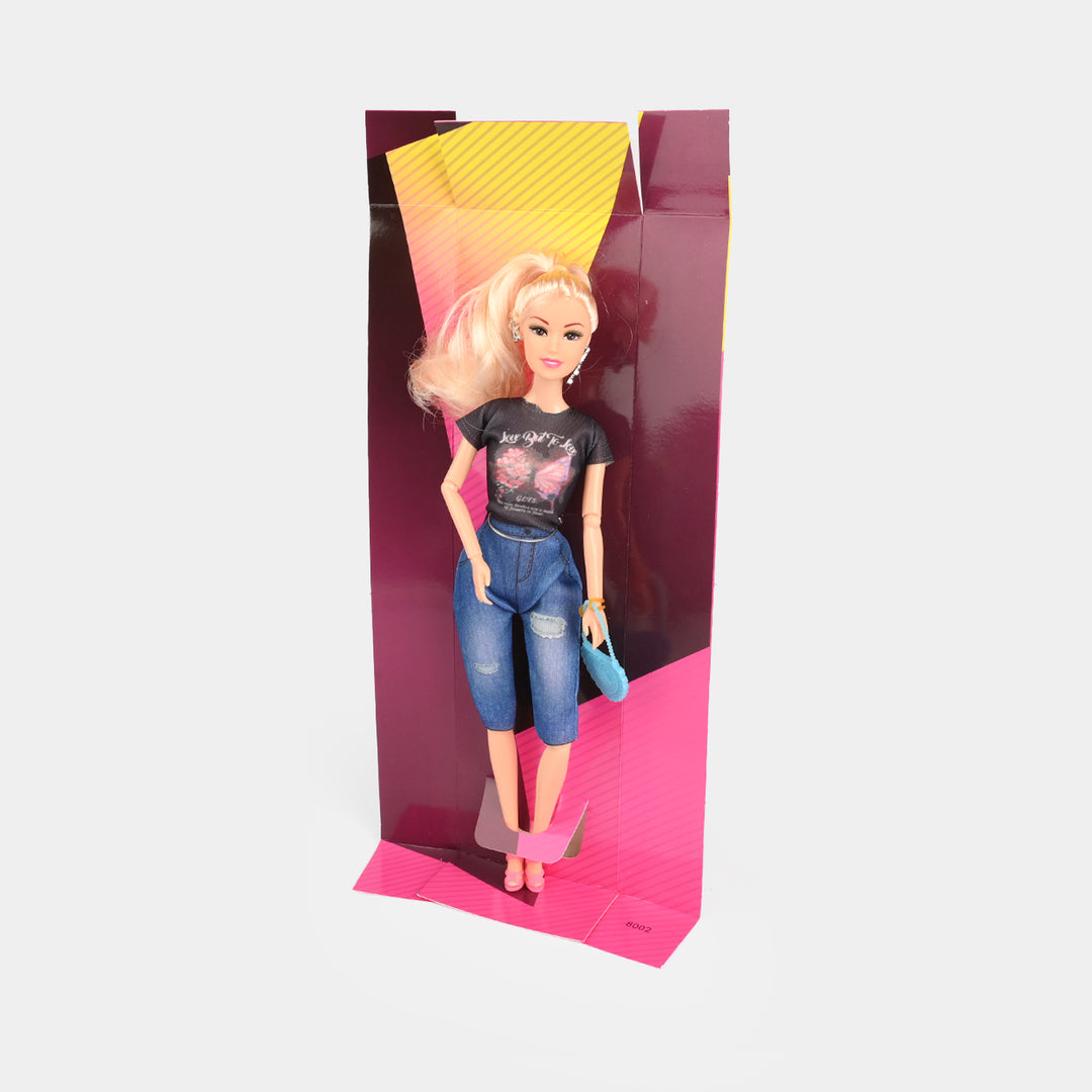Fashion Girl Doll – Trendy Outfit & Realistic Design