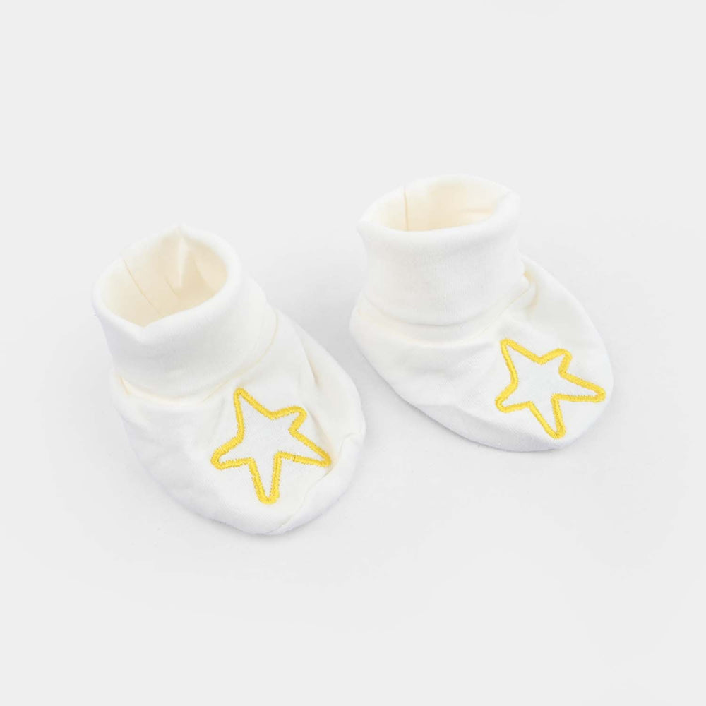Cap, Bib & Mittens Set