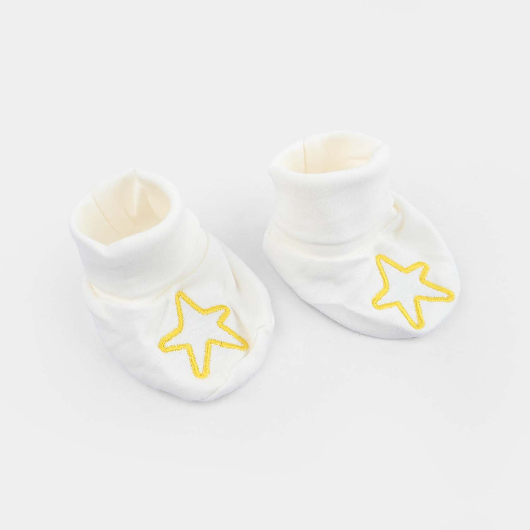 Cap, Bib & Mittens Set