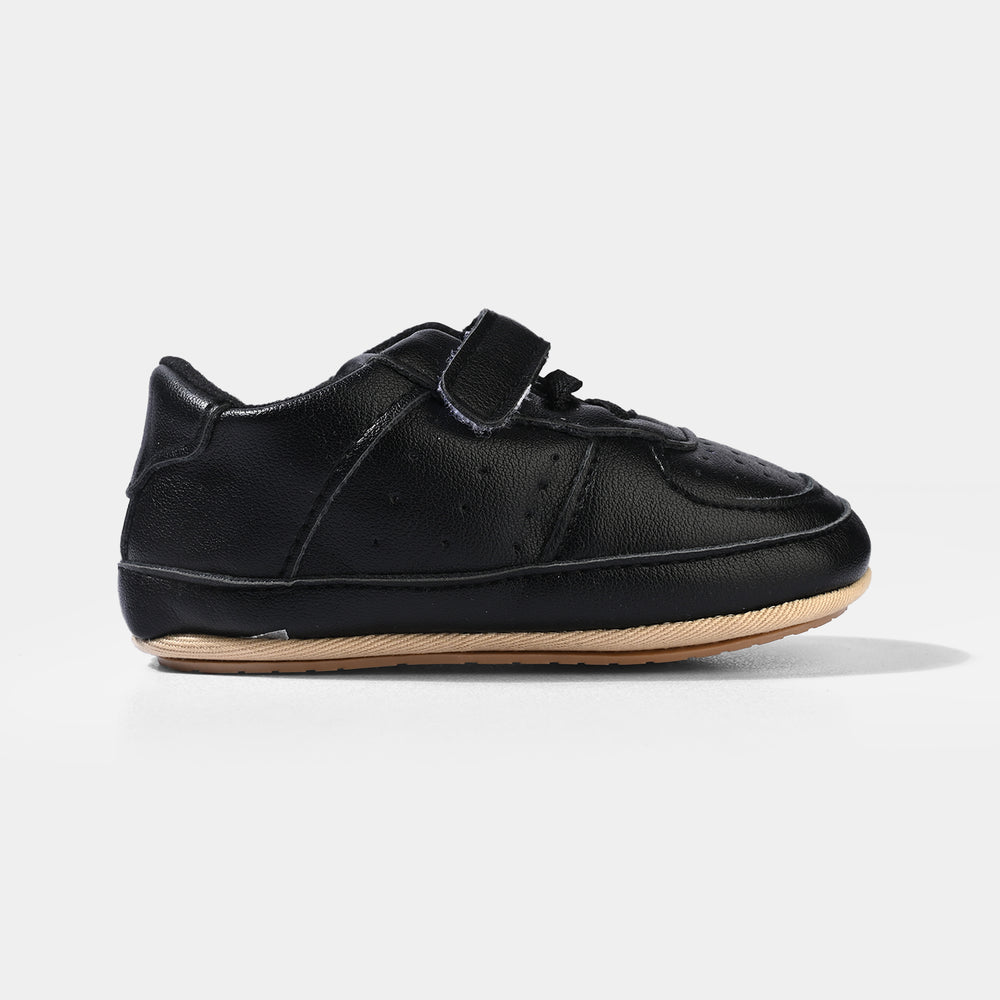 Boys Shoes D146-BLACK