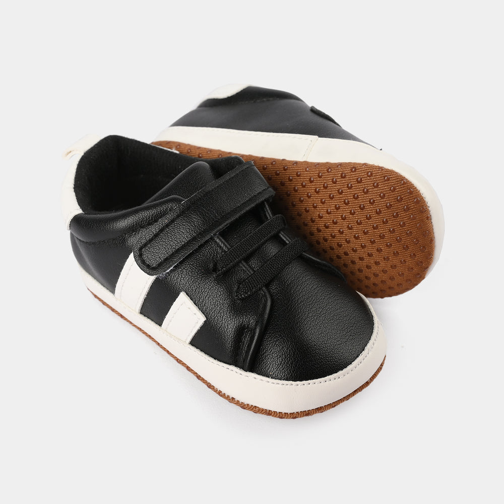 Boys Shoes D160-BLACK