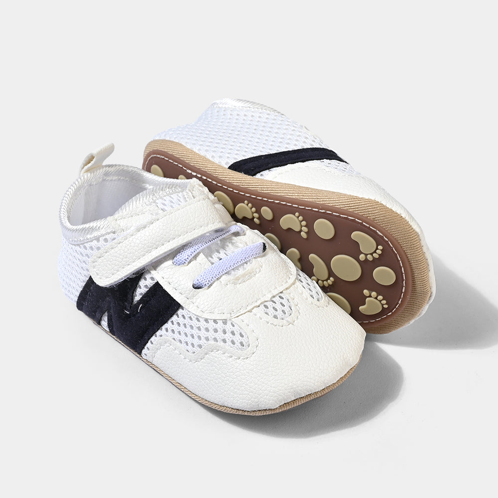Boys Shoes D136-White