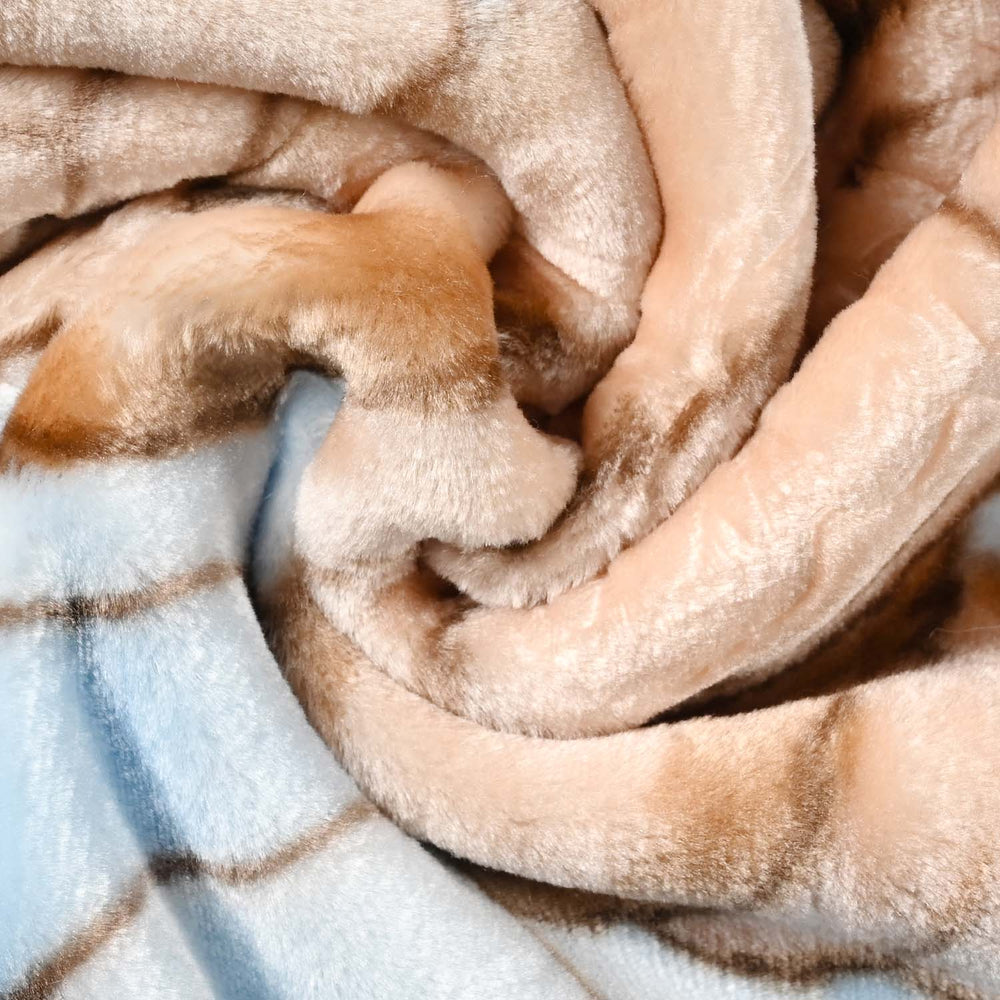 Blanket Plush Mink | SKY BLUE