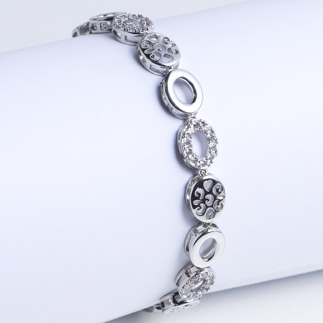 Elegant Fancy Chain bracelet