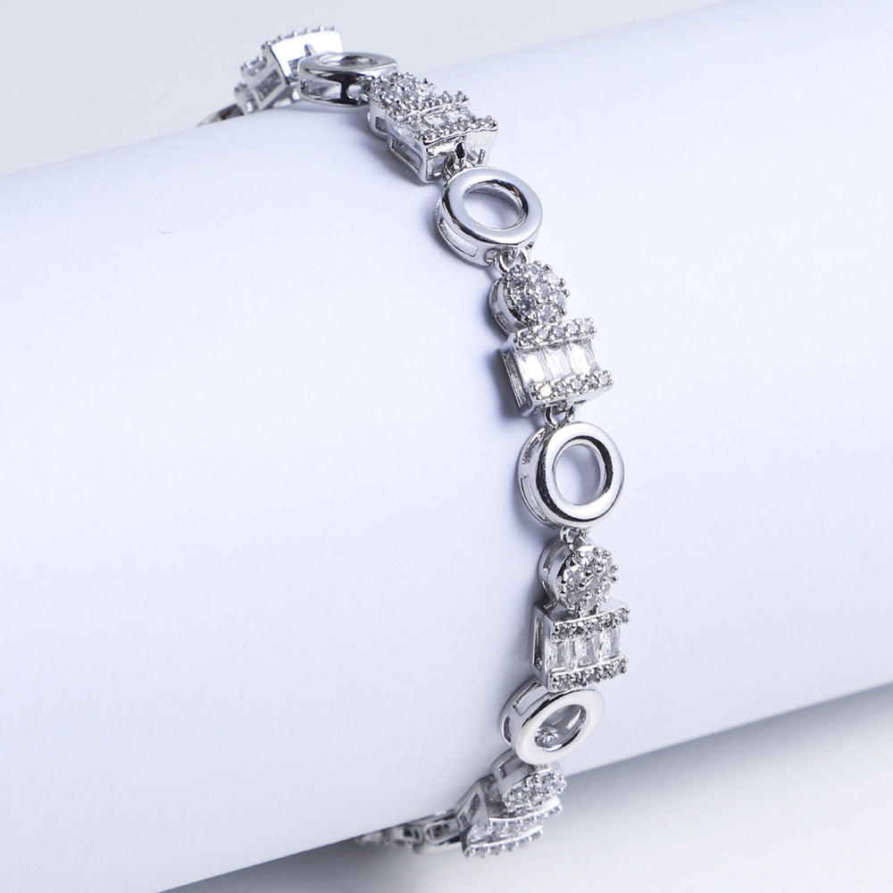 Elegant Fancy Chain bracelet