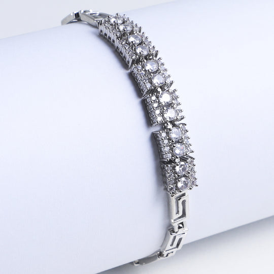 Elegant Fancy Chain bracelet