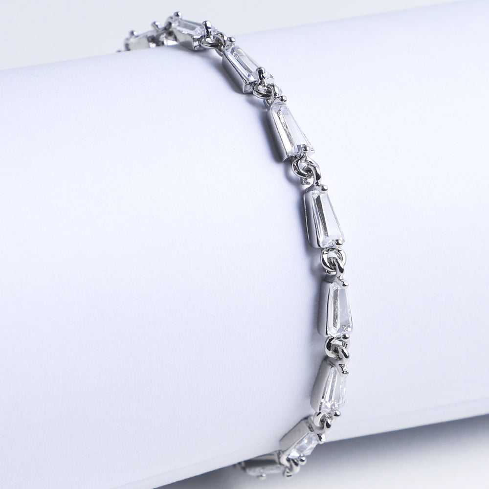 Elegant Fancy Chain bracelet