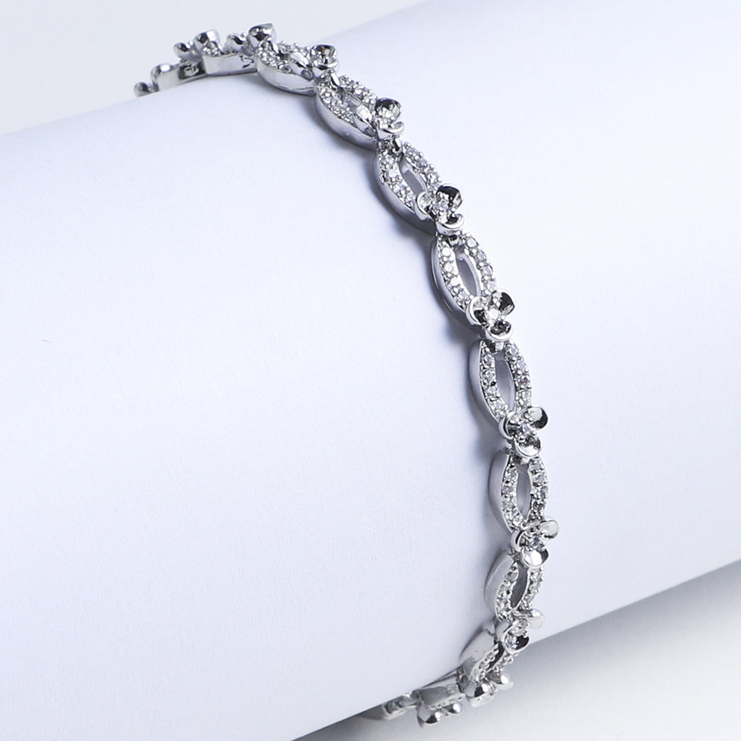 Elegant Fancy Chain bracelet