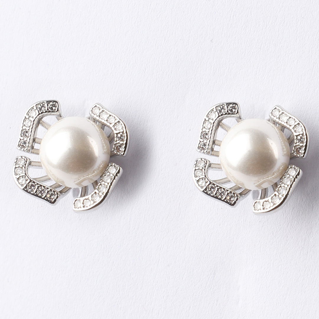 Elegant Fancy Stud Earrings