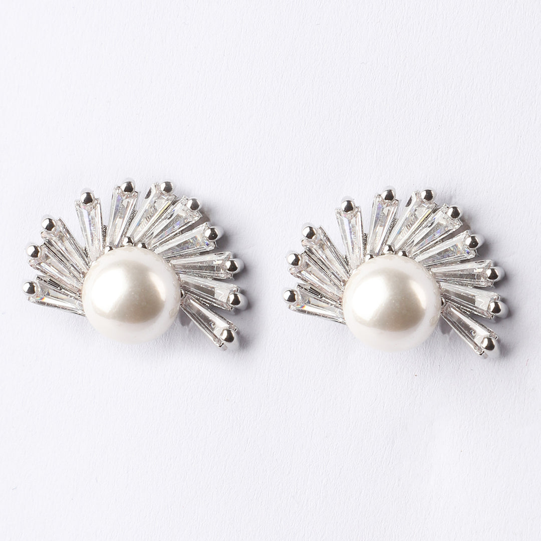 Elegant Fancy Stud Earrings