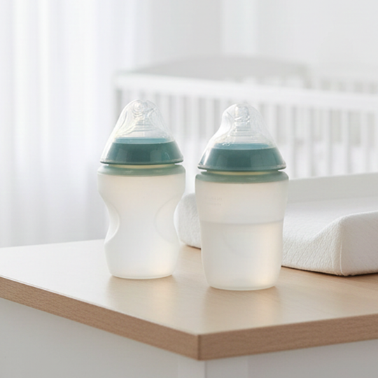 Silicone Feeding Bottle | 260ml