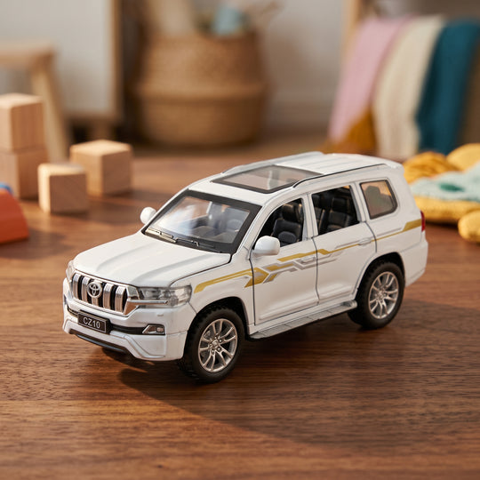 DIE-CAST MODEL PULLBACK CAR WITH LIGHT SOUND