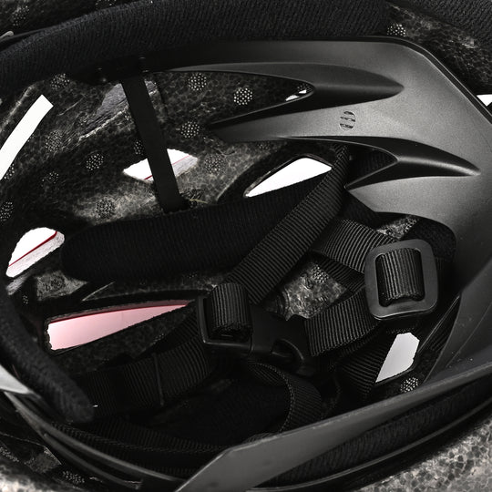 High-Performance Cycling Helmet – Lightweight, Safe & Stylish