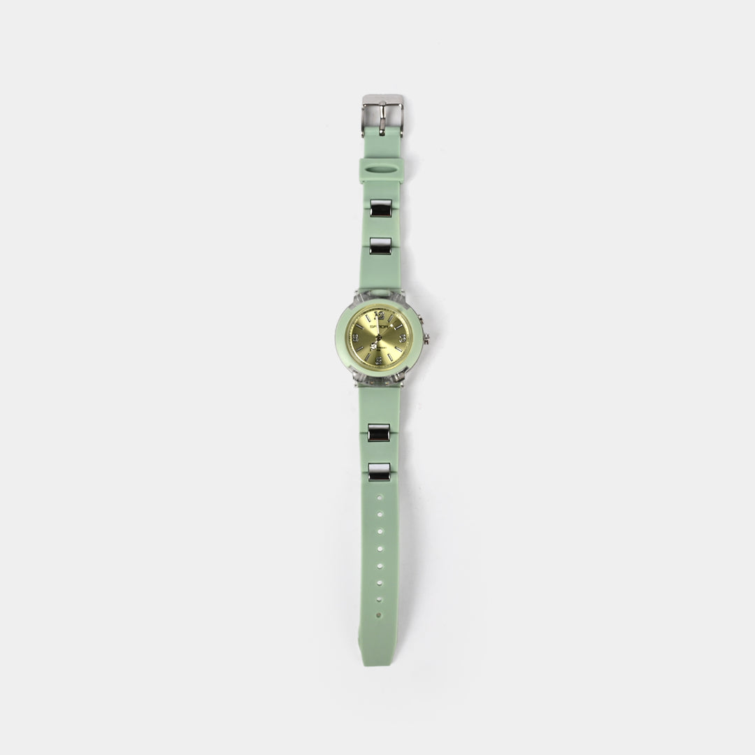 Elegant Wrist Watch For Everyday Style